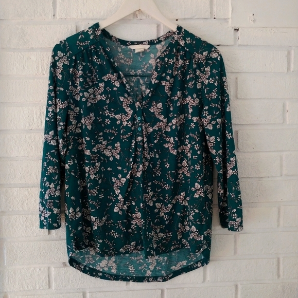 Green Floral 3/4 Length Sleeve Shirt - Picture 1 of 3